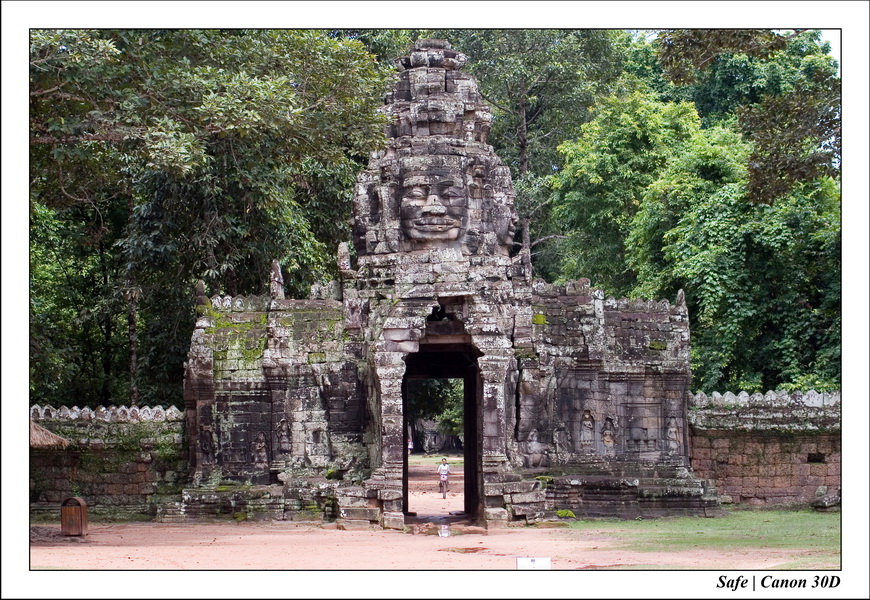 2006 - 07 - Temple angkor - Bantea Kdei 01